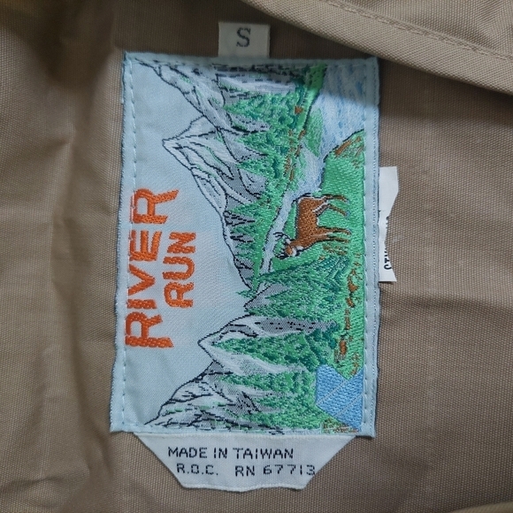 River Run Vintage Tan Fishing Vest Outdoor Gear Men Size Small Waterproof Zip‎ - Picture 10 of 13